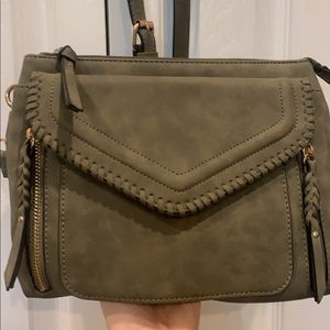 Francesca’s Green Crossbody Purse
